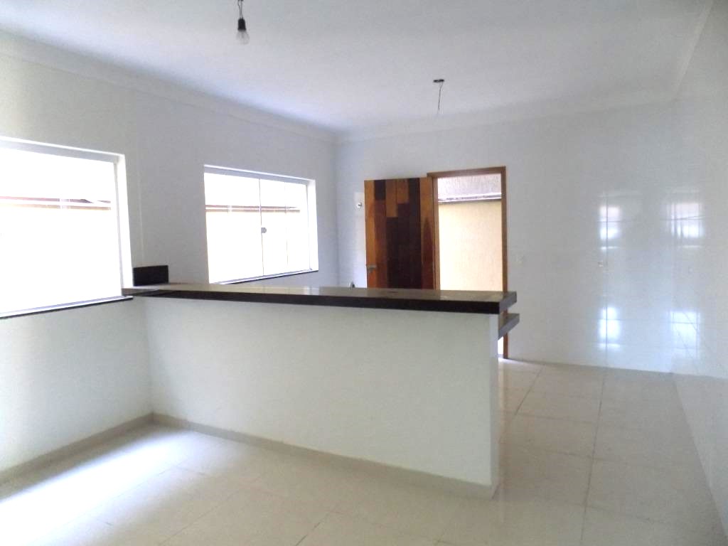 Sobrado à venda com 3 quartos, 140m² - Foto 4