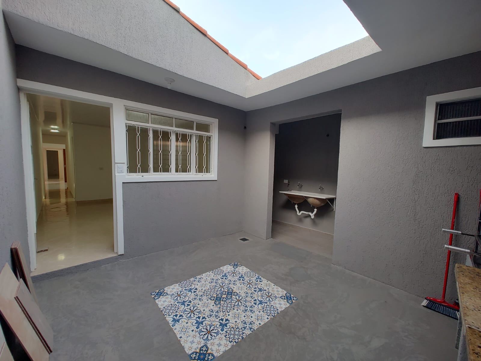 Casa à venda com 2 quartos, 200m² - Foto 9