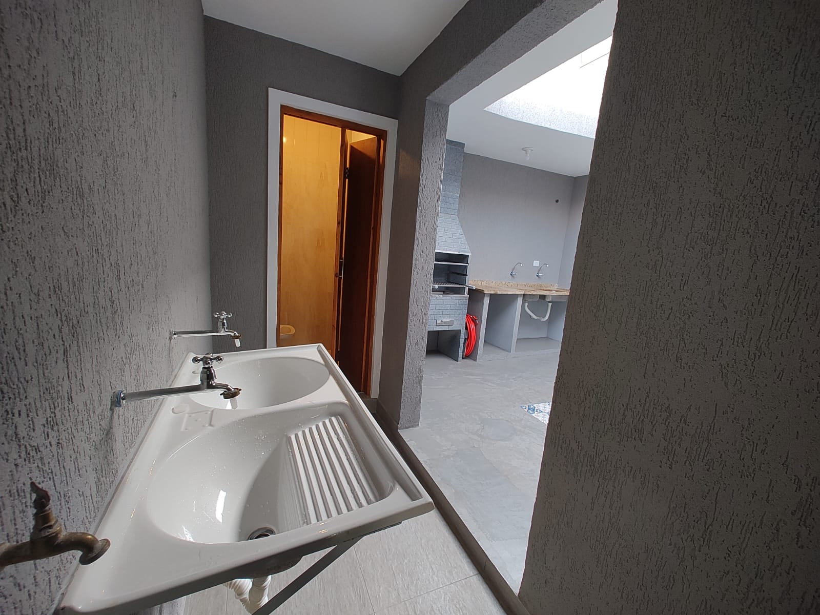 Casa à venda com 2 quartos, 200m² - Foto 14