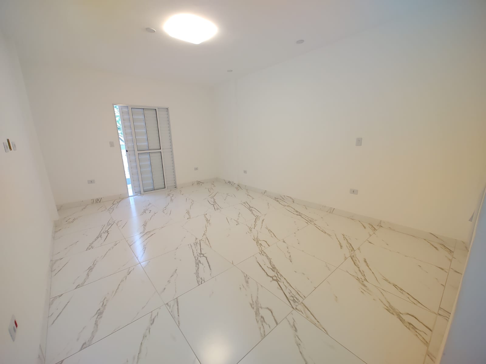 Casa à venda com 2 quartos, 200m² - Foto 16