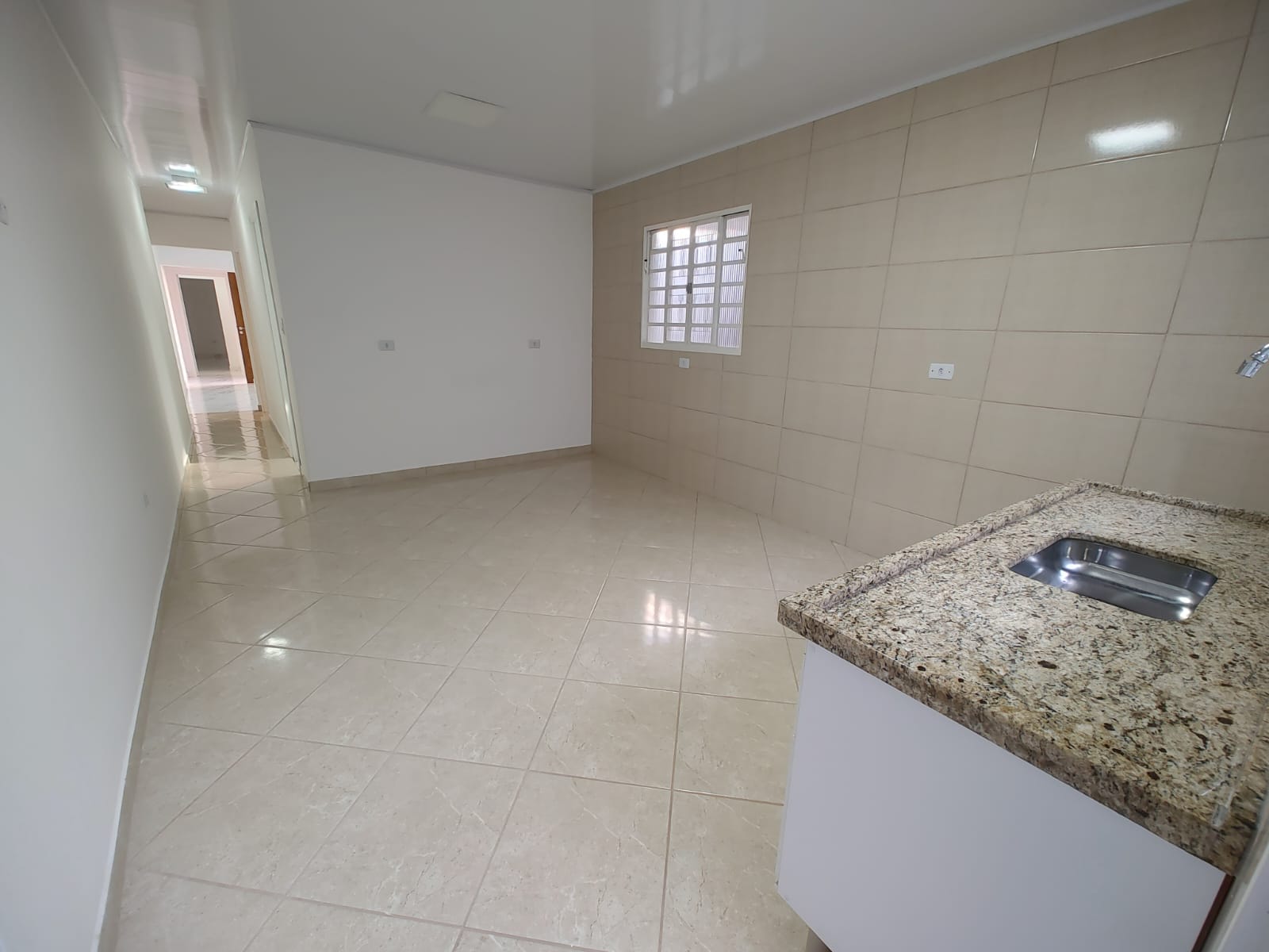 Casa à venda com 2 quartos, 200m² - Foto 6