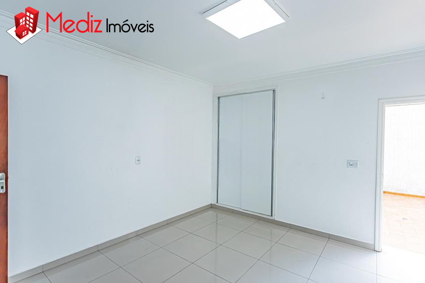 Sobrado à venda com 2 quartos, 180m² - Foto 21