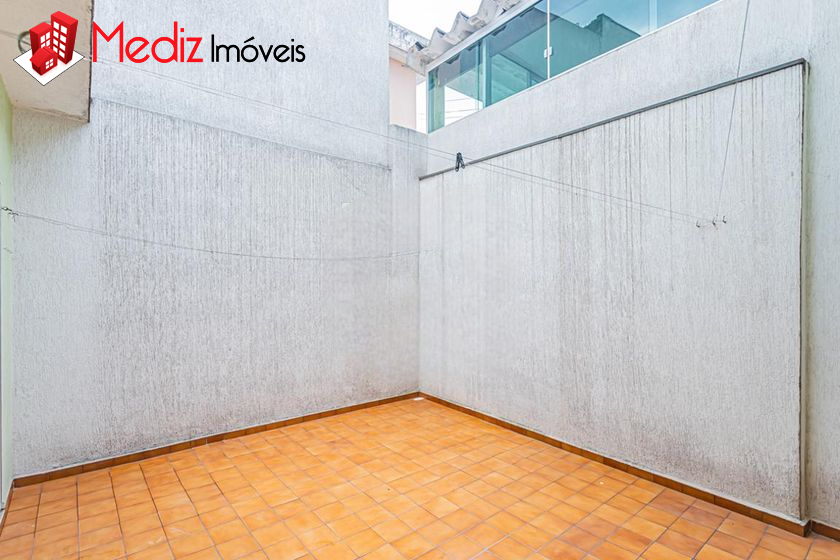 Sobrado à venda com 2 quartos, 180m² - Foto 24