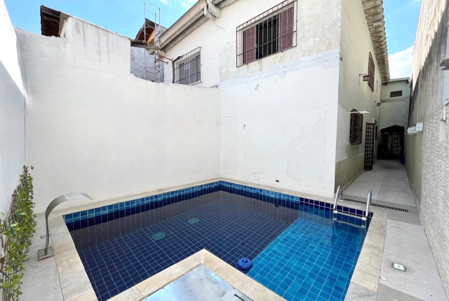 Sobrado à venda com 3 quartos, 200m² - Foto 2