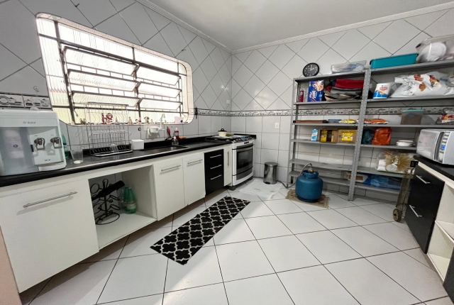 Sobrado à venda com 3 quartos, 200m² - Foto 13