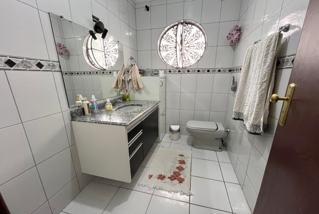 Sobrado à venda com 3 quartos, 200m² - Foto 24