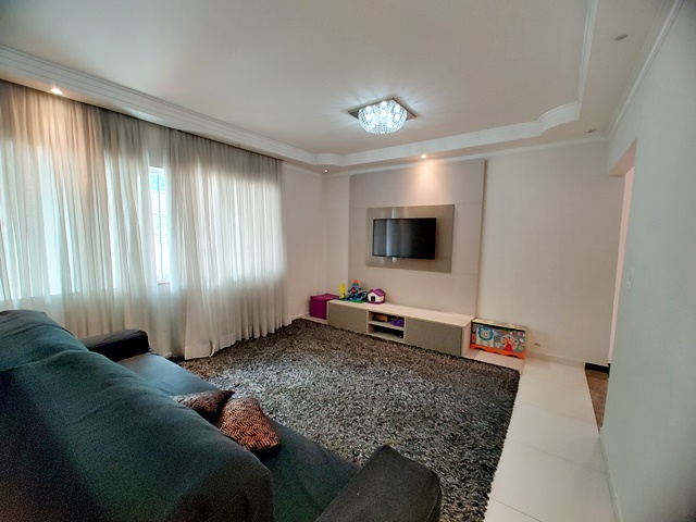 Sobrado à venda com 4 quartos, 190m² - Foto 2