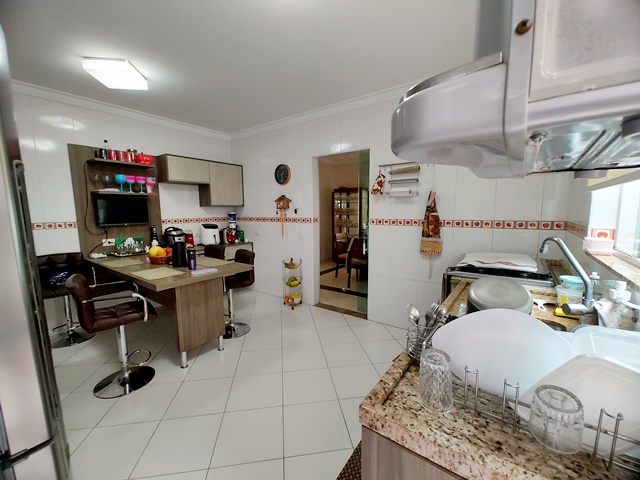 Sobrado à venda com 4 quartos, 190m² - Foto 5