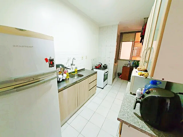 Apartamento à venda com 2 quartos, 76m² - Foto 10