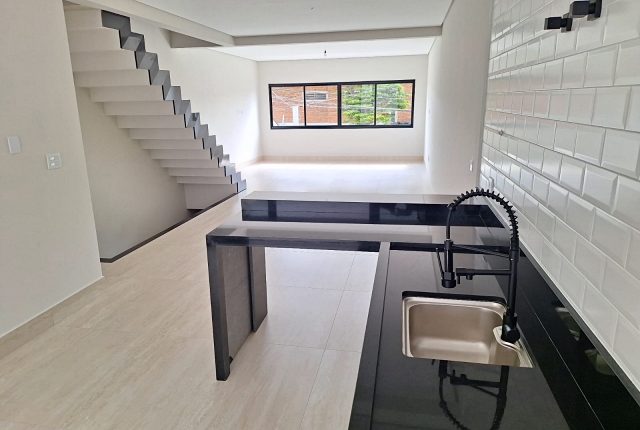 Sobrado à venda com 3 quartos, 210m² - Foto 3