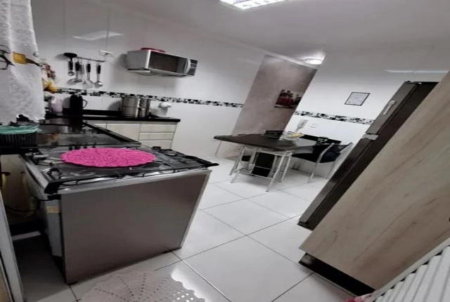 Sobrado à venda com 2 quartos, 64m² - Foto 4