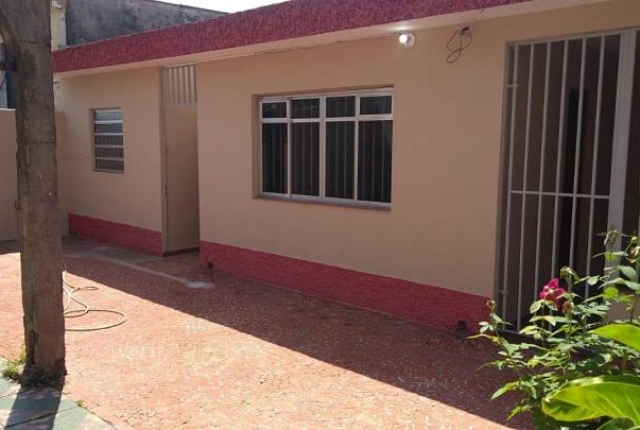 Casa à venda com 2 quartos, 70m² - Foto 6