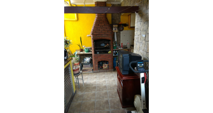 Sobrado à venda Rua Físico Lawrence, Vila Santa Edwiges - Imóveis à Venda