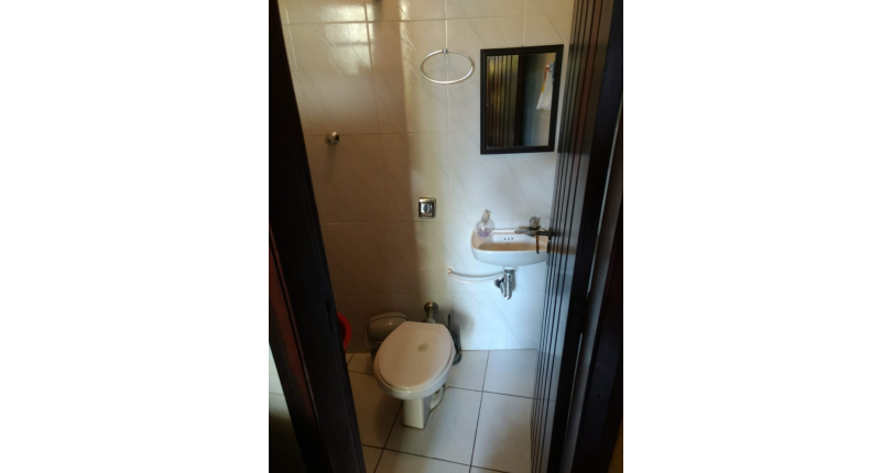 Sobrado à venda Rua Físico Lawrence, Vila Santa Edwiges - Imóveis à Venda