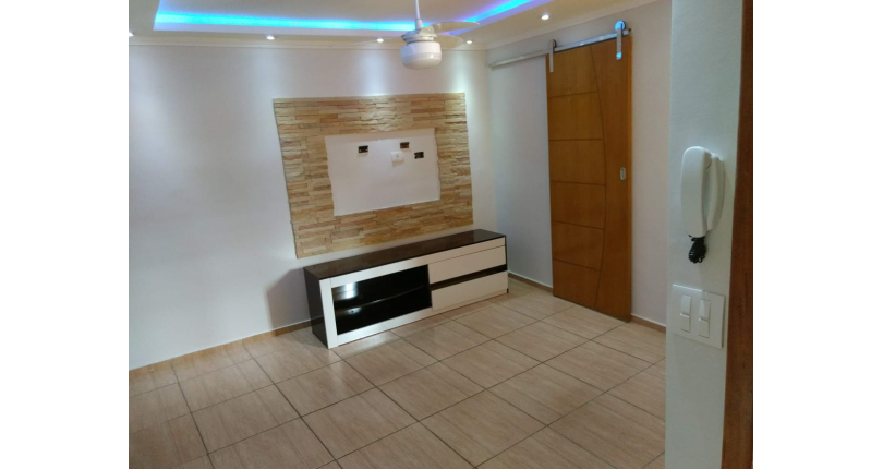 Sobrado à venda Rua Físico Lawrence, Vila Santa Edwiges - Imóveis à Venda