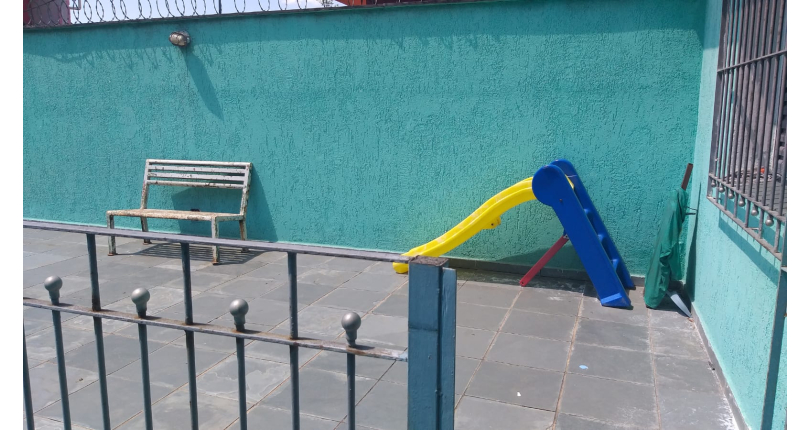 Sobrado à venda Rua Nicanor Nascimento, Vila Zat - Imóveis à Venda