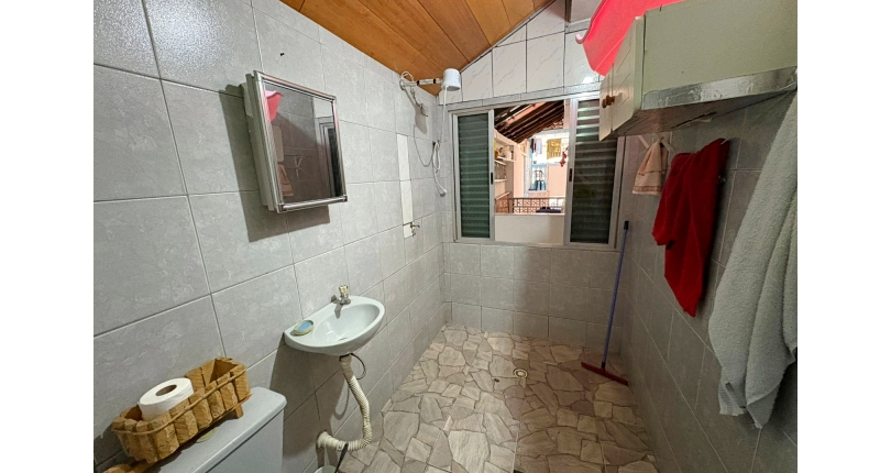 Sobrado à venda Rua Adolfo de Souza Carneiro, Parque Maria Domitila - Imóveis à Venda