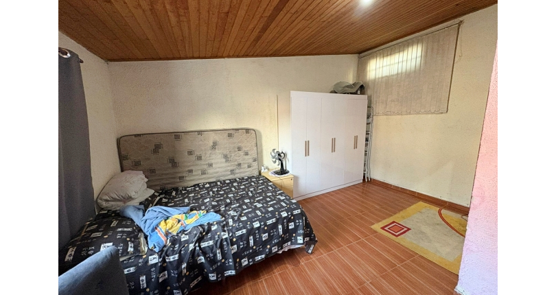 Sobrado à venda Rua Adolfo de Souza Carneiro, Parque Maria Domitila - Imóveis à Venda