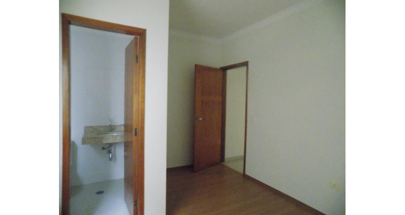 Sobrado à venda Rua José Benedito Mari, 71, Vila Palmeiras - Imóveis à Venda