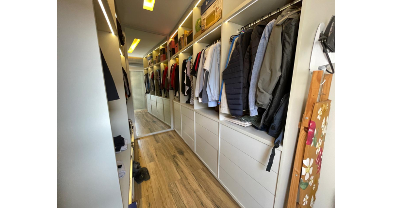 Sobrado à venda Rua Eusébio da Silva, Parque Maria Domitila - Imóveis à Venda