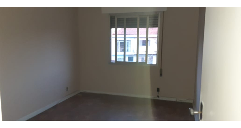 Sobrado à venda Rua Doutor Odon Carlos de Figueiredo Ferraz, Parque São Domingos - Imóveis à Venda