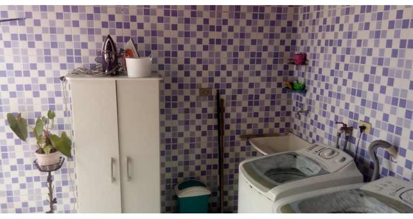 Sobrado à venda Rua Frederico Lecor, Jardim Mutinga - Imóveis à Venda