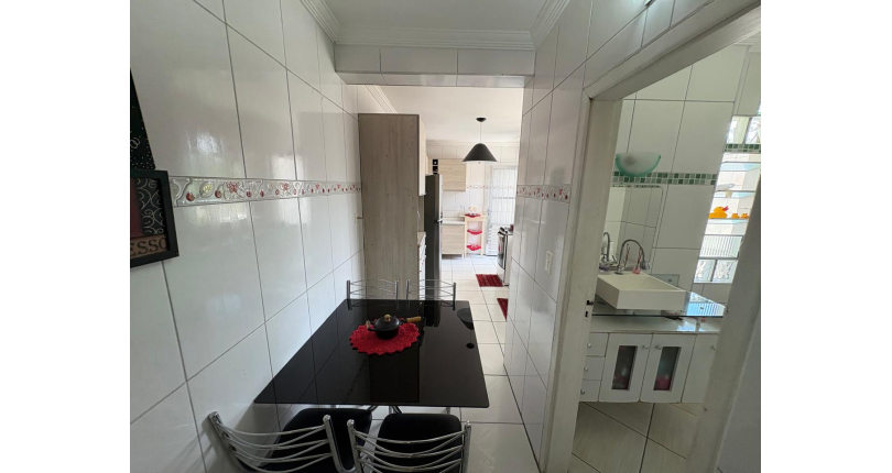 Casa à venda Rua Doutor Valentim de Queirós, Jardim Regina - Imóveis à Venda