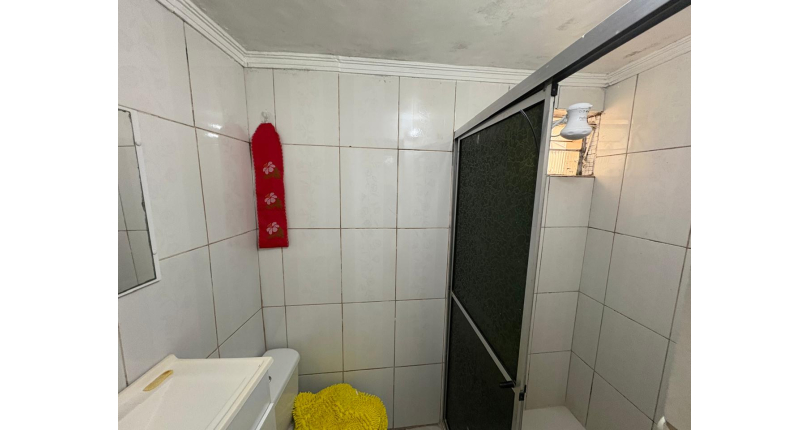 Casa à venda Rua Doutor Valentim de Queirós, Jardim Regina - Imóveis à Venda