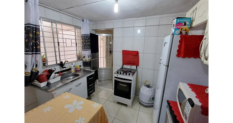 Casa à venda Rua Doutor Valentim de Queirós, Jardim Regina - Imóveis à Venda