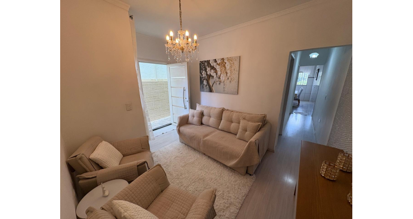 Casa à venda Rua Doutor Valentim de Queirós, Jardim Regina - Imóveis à Venda