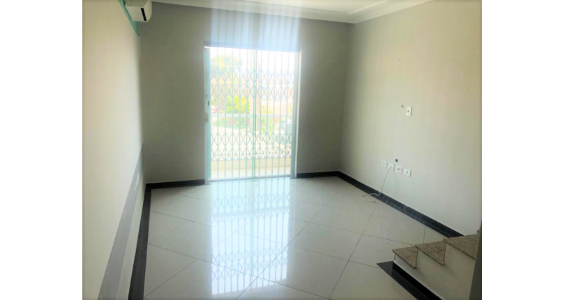 Sobrado à venda Rua Antônio Carlos Pereira, Parque São Domingos - Imóveis à Venda