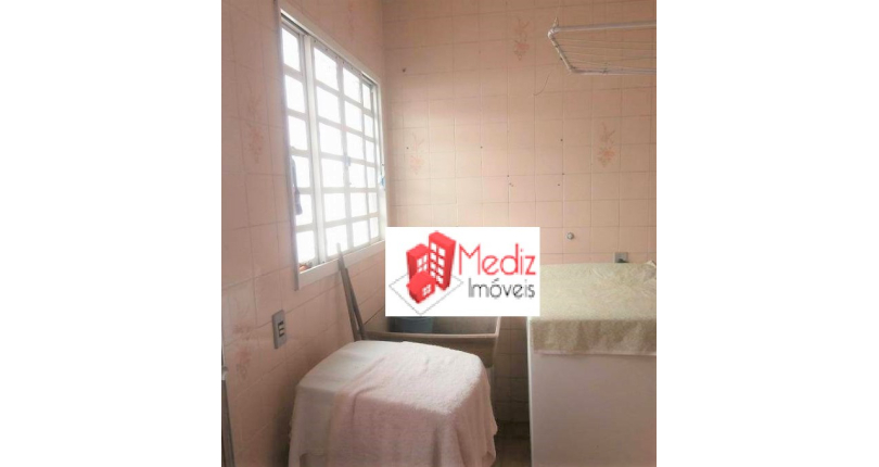 Sobrado à venda Rua General Lauro Cavalcanti de Farias, Jardim Mangalot - Imóveis à Venda