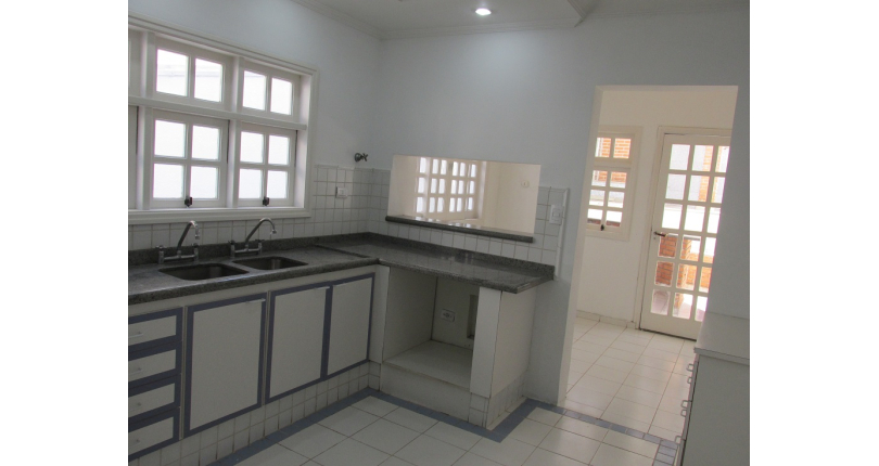 Sobrado à venda Alameda Jaú, 01, Alphaville - Imóveis à Venda