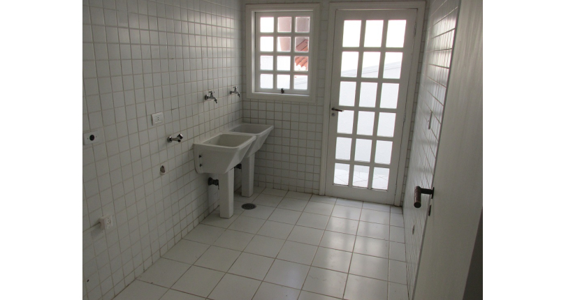 Sobrado à venda Alameda Jaú, 01, Alphaville - Imóveis à Venda