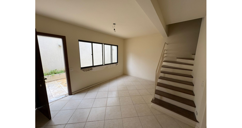 Sobrado à venda Rua União Federativa, 44, City Recanto Anastácio - Imóveis à Venda