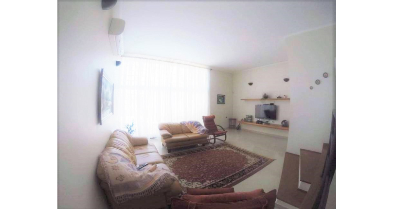 Sobrado à venda Rua Amílcar Barbuy, Parque São Domingos - Imóveis à Venda