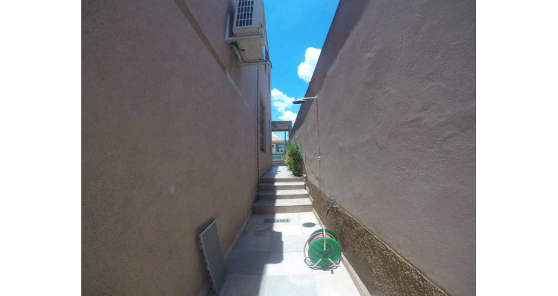 Sobrado à venda Rua Amílcar Barbuy, Parque São Domingos - Imóveis à Venda