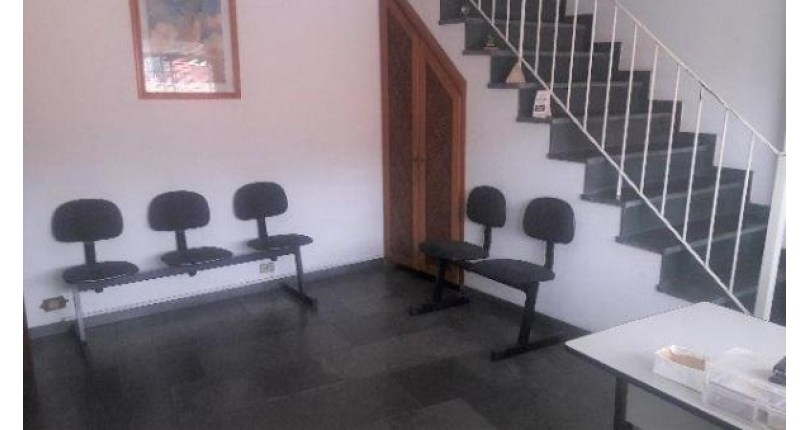 Casa à venda Rua Belo Jardim, Jardim Mutinga - Imóveis à Venda