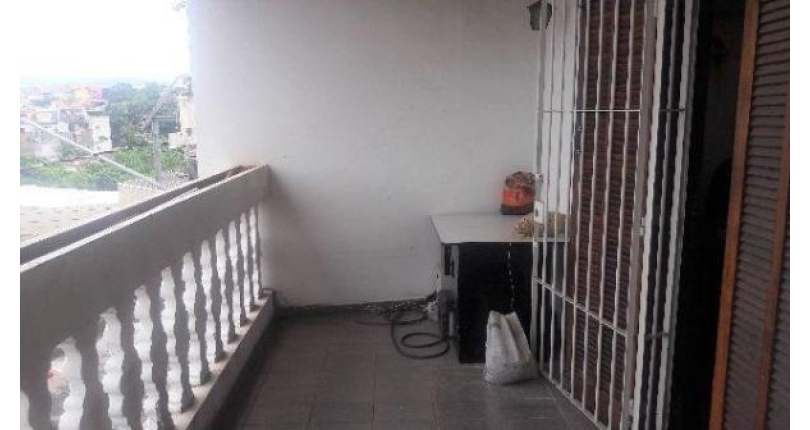 Casa à venda Rua Belo Jardim, Jardim Mutinga - Imóveis à Venda