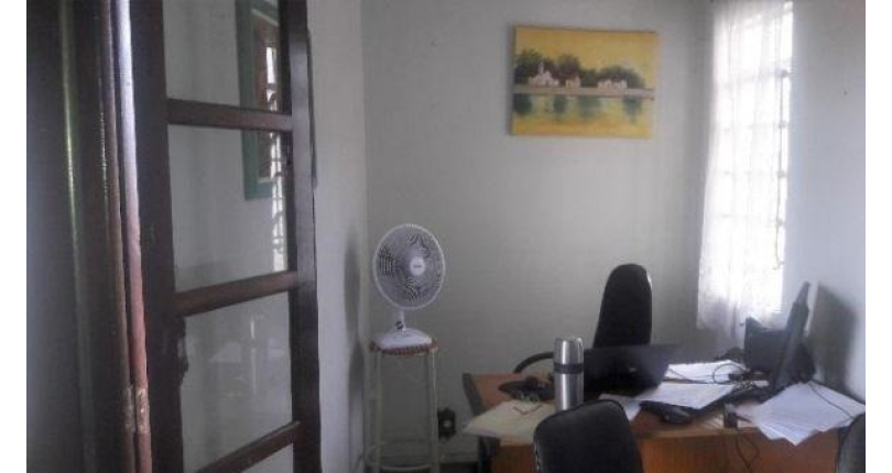 Casa à venda Rua Belo Jardim, Jardim Mutinga - Imóveis à Venda