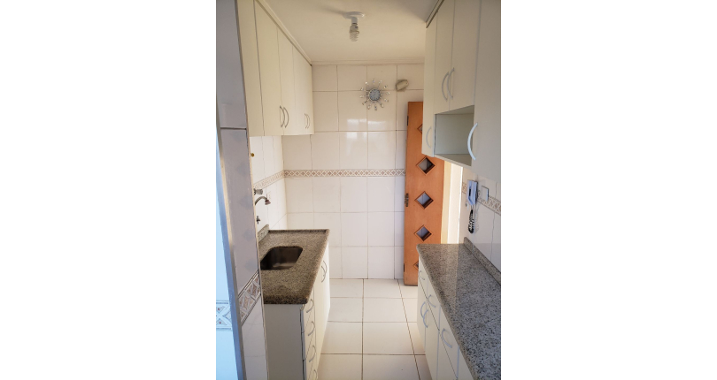 Apartamento à venda Rua Itaxama, 57, Vila Mangalot - Imóveis à Venda