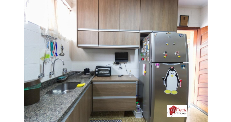 Sobrado à venda no Bairro do Parque São Domingos na Rua Rua Senador Alberto Pasqualini