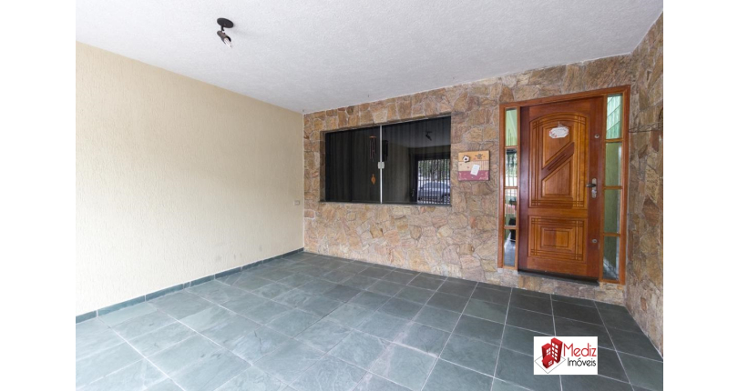 Sobrado à venda no Bairro do Parque São Domingos na Rua Rua Senador Alberto Pasqualini