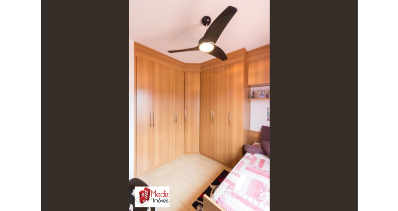 Sobrado à venda no Bairro do Parque São Domingos na Rua Rua Senador Alberto Pasqualini