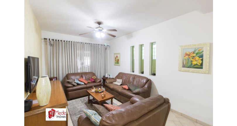 Sobrado à venda no Bairro do Parque São Domingos na Rua Rua Senador Alberto Pasqualini