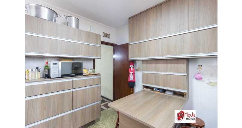 Sobrado à venda no Bairro do Parque São Domingos na Rua Rua Senador Alberto Pasqualini