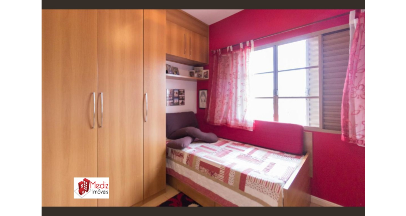 Sobrado à venda no Bairro do Parque São Domingos na Rua Rua Senador Alberto Pasqualini