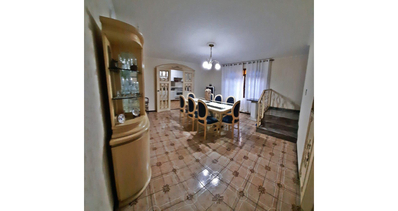 Sobrado à venda Rua Santa Teresa de Ávila, Jardim São José (Zona Norte) - Imóveis à Venda