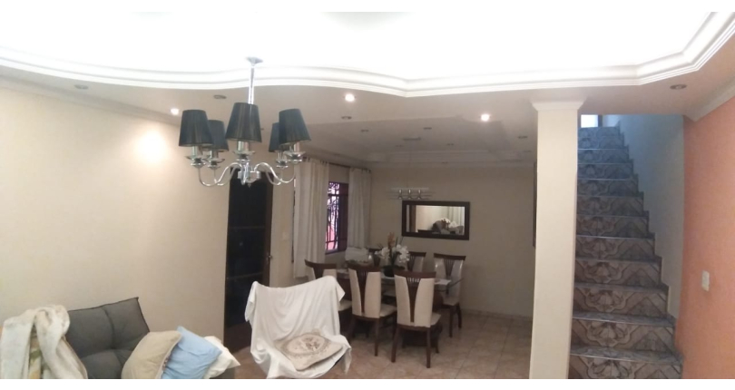 Sobrado à venda Avenida Alta Mantiqueira, Jardim Santa Mônica - Imóveis à Venda