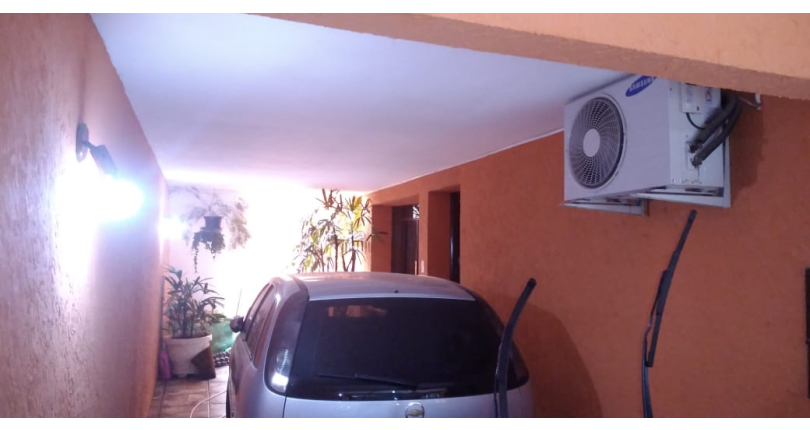 Sobrado à venda Avenida Alta Mantiqueira, Jardim Santa Mônica - Imóveis à Venda